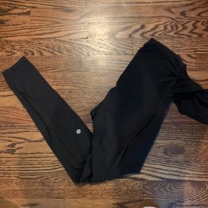 Lululemon black tie size 6 leggings
